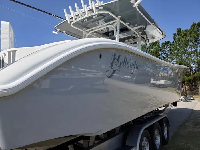 Yellowfin boat hull